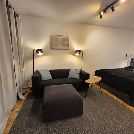 Klimatyczna Kawalerka W Centrum No 2 Apartmán Gdyně
