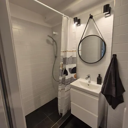 Apartament Klimatyczna Kawalerka W Centrum No 2 Gdynia